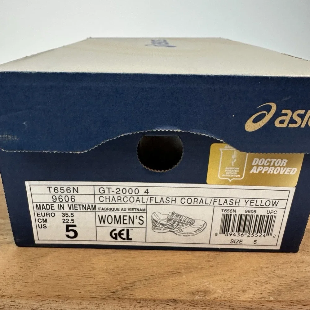 New Womens Asics GT-2000 4 Gray Athletic‎ Running Shoes Sneakers Size 5 M
